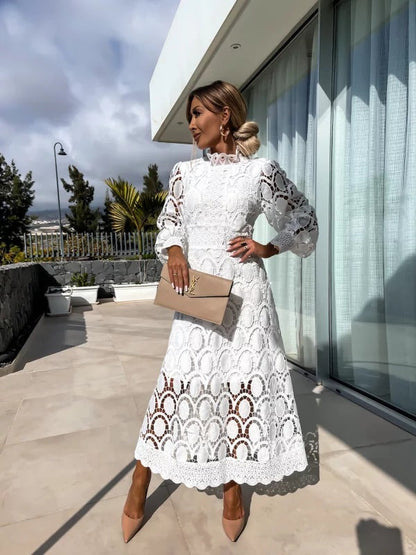 Noor | Romantic Lace Dress
