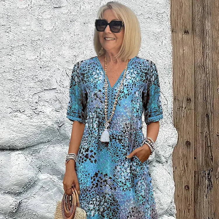 Lina | Lightweight V-Neck Dress